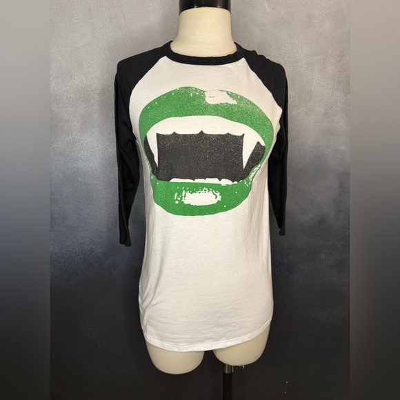 Modern Lux Tops - 🧛♀️Modern Lux Green Teeth Graphic 3/4 Sleeve Shirt - Size M🧛♀️